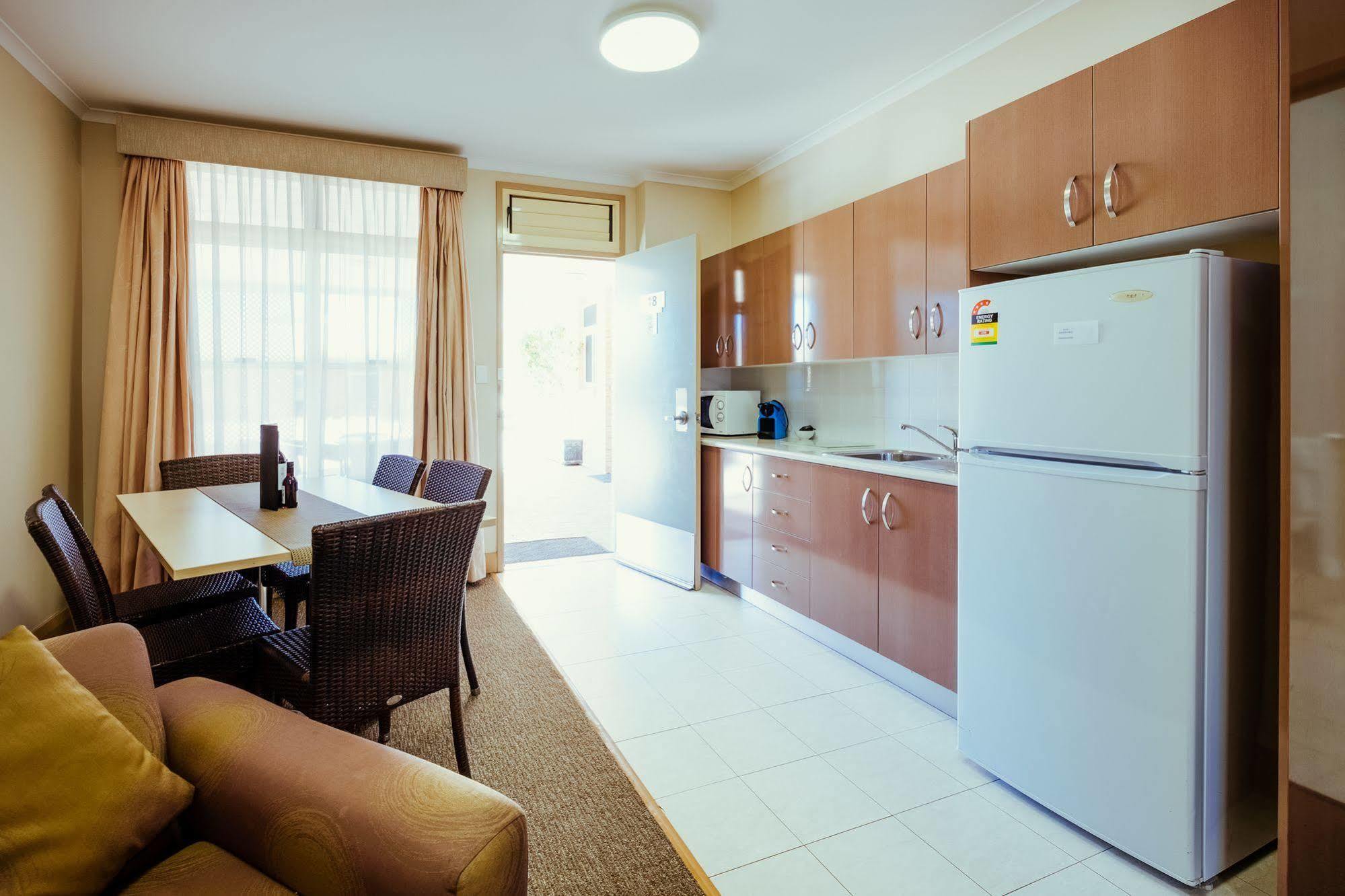 Club Motor Inn Narrabri Exteriör bild